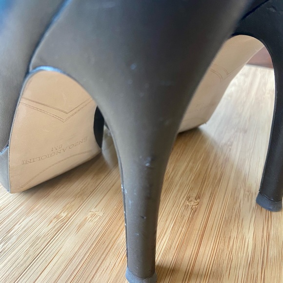 Black Leather Enzo Angiolini Platform Heels-8M - Picture 9 of 13